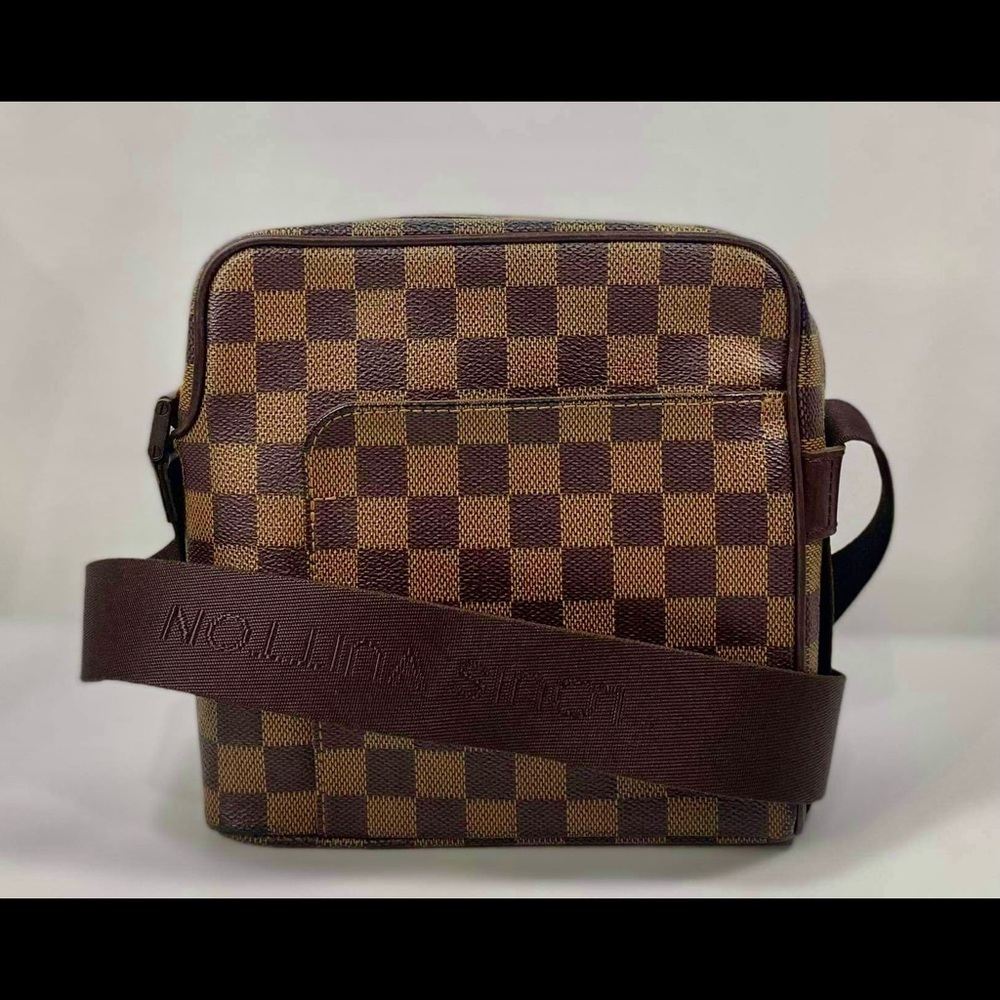 Louis Vuitton olaf crossbody bag